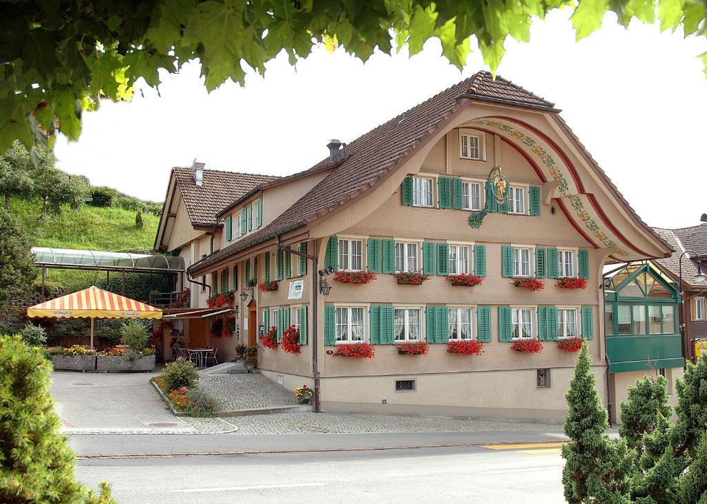 Gasthaus Engel Hasle Hasle  Екстериор снимка